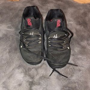 KYRIE 5 boys sneakers